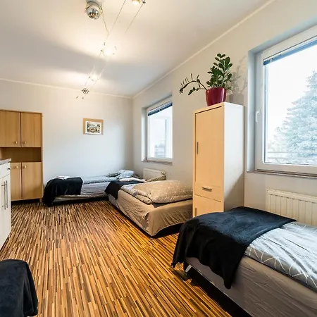 Nad Pizzeria בית אירוח