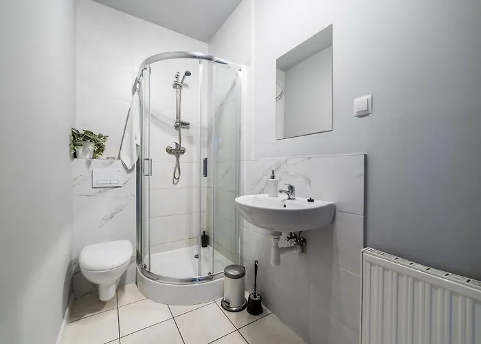 Nad Pizzeria בית אירוח *